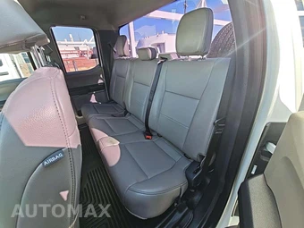 2022 Ford Super Duty F-350 Cab Chassis XL Extended Cab w/Rear Doors - miniatura 13