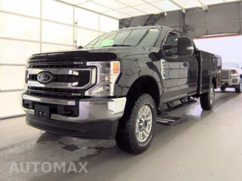 2022 Ford Super Duty F-350 Cab Chassis XL Extended Cab w/Rear Doors