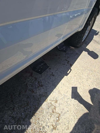 2022 Ford Super Duty F-350 Cab Chassis XL Extended Cab w/Rear Doors - miniatura 27