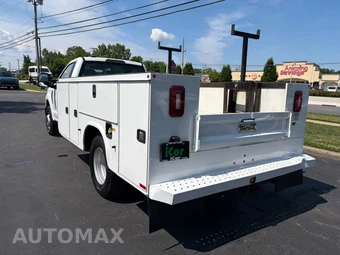 2022 Ford Super Duty F-350 Cab Chassis XL Regular Cab DRW - miniatura 12