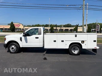 2022 Ford Super Duty F-350 Cab Chassis XL Regular Cab DRW - miniatura 14