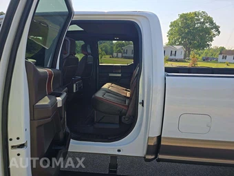 2022 Ford Super Duty F-350 King Ranch Crew Cab Long Bed - miniatura 10