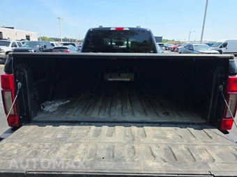2022 Ford Super Duty F-350 Lariat Crew Cab Long Bed DRW - miniatura 14
