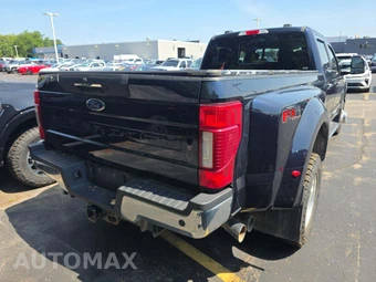 2022 Ford Super Duty F-350 Lariat Crew Cab Long Bed DRW - miniatura 3