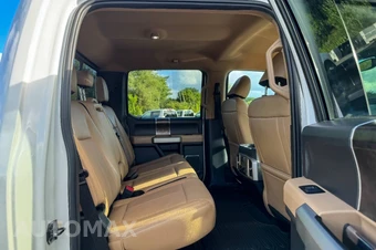 2022 Ford Super Duty F-350 Lariat Crew Cab Medium Bed - miniatura 17