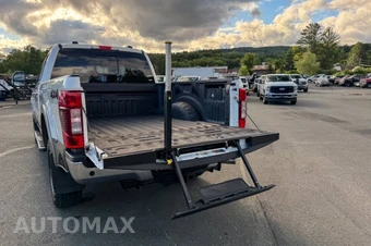 2022 Ford Super Duty F-350 Lariat Crew Cab Medium Bed - miniatura 19