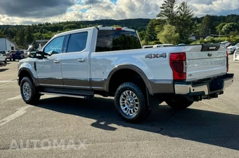 2022 Ford Super Duty F-350 Lariat Crew Cab Medium Bed - miniatura 5
