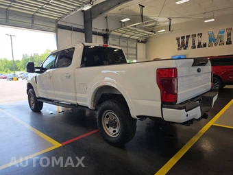2022 Ford Super Duty F-350 Lariat Crew Cab Medium Bed - miniatura 6
