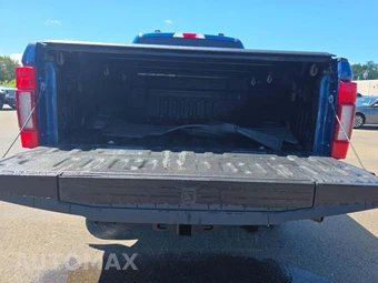 2022 Ford Super Duty F-350 Lariat Crew Cab Medium Bed - miniatura 11