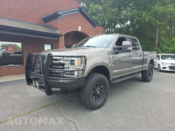 2022 Ford Super Duty F-350 Lariat Crew Cab Medium Bed
