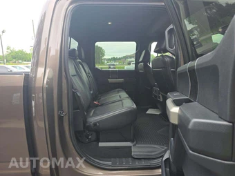 2022 Ford Super Duty F-350 Lariat Crew Cab Medium Bed - miniatura 16
