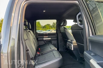 2022 Ford Super Duty F-350 Lariat Crew Cab Medium Bed - miniatura 16