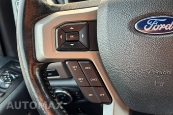 2022 Ford Super Duty F-350 Lariat Crew Cab Medium Bed - miniatura 29