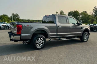 2022 Ford Super Duty F-350 Lariat Crew Cab Medium Bed - miniatura 3