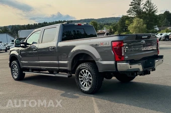 2022 Ford Super Duty F-350 Lariat Crew Cab Medium Bed - miniatura 5