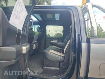 2022 Ford Super Duty F-350 Lariat Crew Cab Medium Bed - miniatura 10