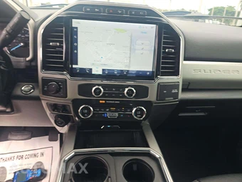 2022 Ford Super Duty F-350 Lariat Crew Cab Medium Bed - miniatura 7
