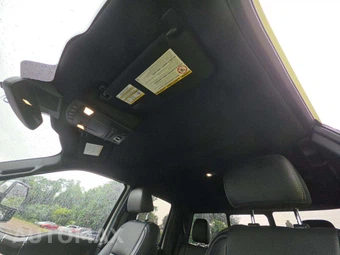 2022 Ford Super Duty F-350 Lariat Extended Cab Medium Bed w/Rear Doors - miniatura 8