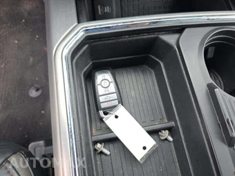 2022 Ford Super Duty F-350 Platinum Crew Cab Medium Bed - miniatura 5