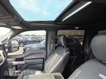 2022 Ford Super Duty F-350 Platinum Crew Cab Medium Bed - miniatura 18