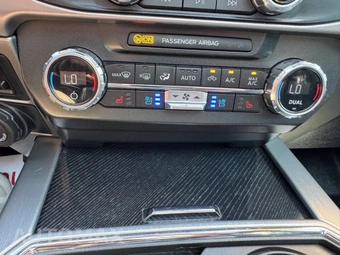 2022 Ford Super Duty F-350 Platinum Crew Cab Medium Bed - miniatura 30