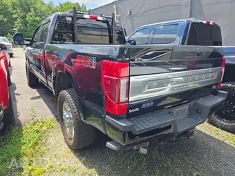 2022 Ford Super Duty F-350 Platinum Crew Cab Medium Bed - miniatura 6