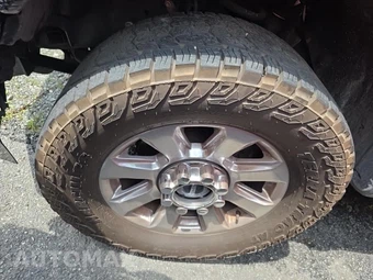 2022 Ford Super Duty F-350 Platinum Crew Cab Medium Bed - miniatura 8