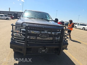 2022 Ford Super Duty F-350 XL Crew Cab Long Bed - miniatura 2