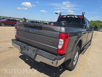 2022 Ford Super Duty F-350 XL Crew Cab Long Bed - miniatura 4