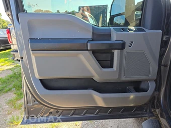 2022 Ford Super Duty F-350 XL Crew Cab Long Bed DRW - miniatura 9