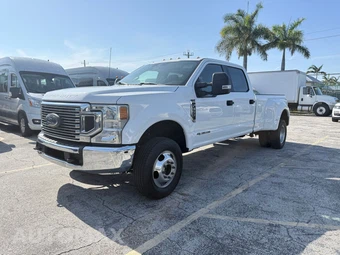 2022 Ford Super Duty F-350 XL Crew Cab Long Bed DRW - car from the USA, Manheim Buy-Now listing at AUTOMAX