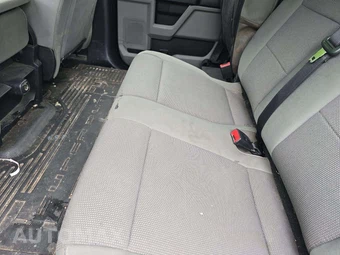 2022 Ford Super Duty F-350 XL Crew Cab Medium Bed - miniatura 23