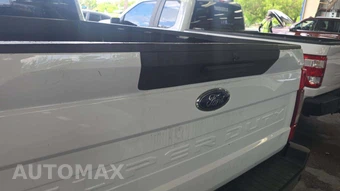 2022 Ford Super Duty F-350 XLT Crew Cab Long Bed - miniatura 28
