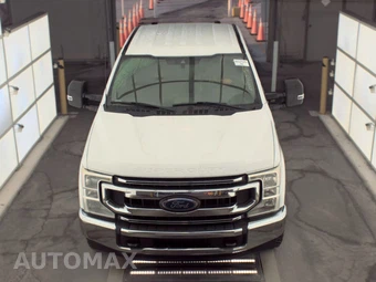 2022 Ford Super Duty F-350 XLT Crew Cab Long Bed - miniatura 2