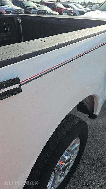 2022 Ford Super Duty F-350 XLT Crew Cab Long Bed - miniatura 32