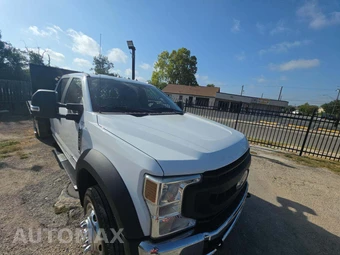 2022 Ford Super Duty F-450 Cab Chassis XL Crew Cab DRW - miniatura 22