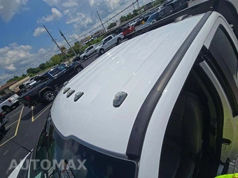 2022 Ford Super Duty F-450 Cab Chassis XL Extended Cab w/Rear Doors DRW - miniatura 9