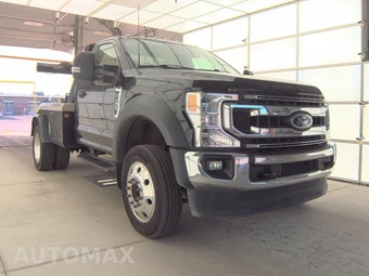 2022 Ford Super Duty F-450 Cab Chassis XL Regular Cab DRW - miniatura 3