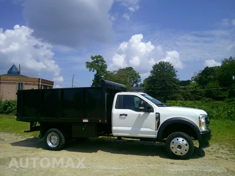 2022 Ford Super Duty F-450 Cab Chassis XL Regular Cab DRW - miniatura 17