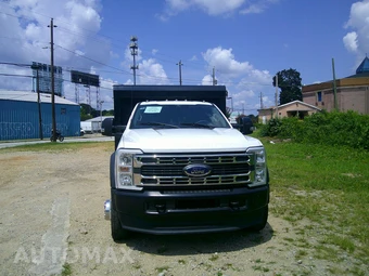 2022 Ford Super Duty F-450 Cab Chassis XL Regular Cab DRW - miniatura 21