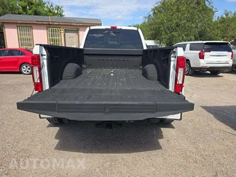2022 Ford Super Duty F-450 Lariat Crew Cab Long Bed DRW - miniatura 14