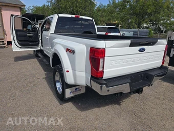 2022 Ford Super Duty F-450 Lariat Crew Cab Long Bed DRW - miniatura 2