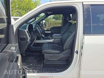 2022 Ford Super Duty F-450 Lariat Crew Cab Long Bed DRW - miniatura 6