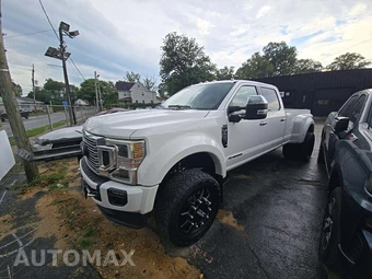 2022 Ford Super Duty F-450 Platinum Crew Cab Long Bed DRW