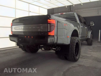 2022 Ford Super Duty F-450 Platinum Crew Cab Long Bed DRW - miniatura 4