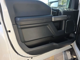 2022 Ford Super Duty F-450 Platinum Crew Cab Long Bed DRW - miniatura 15