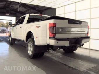 2022 Ford Super Duty F-450 Platinum Crew Cab Long Bed DRW - miniatura 8