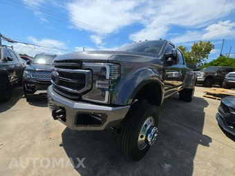 2022 Ford Super Duty F-450 Platinum Crew Cab Long Bed DRW