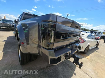 2022 Ford Super Duty F-450 Platinum Crew Cab Long Bed DRW - miniatura 2