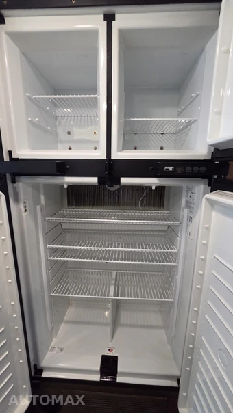 2022 Ford Super Duty F-53 Class A Motorhome Chassis DRW - miniatura 19
